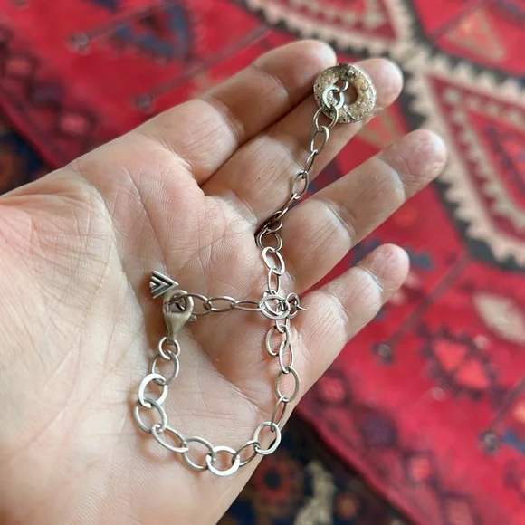 Stamped silver Silpada large link chain necklace w floating hammered pendant - Picture 3 of 11